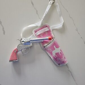 Halco Pink Western Girls Cap Pistol W/Holster And Belt Never Fired Caps See Pics